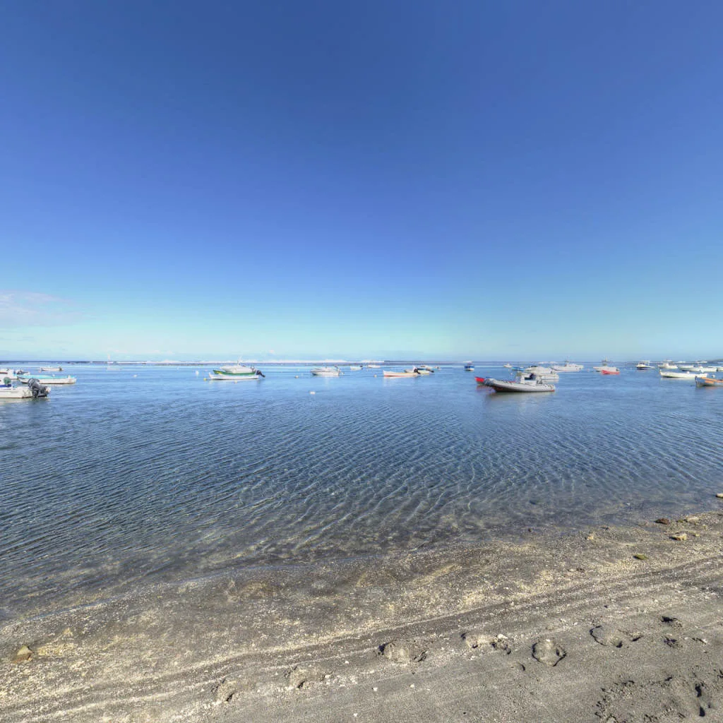 Vue du panorama : La plage du bassin Pirogue