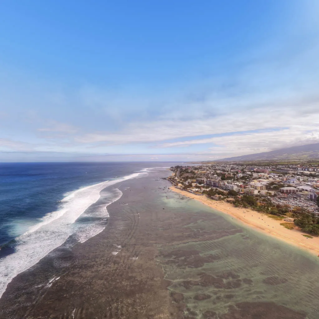 Vue du panorama : La plage de Saint-Pierre