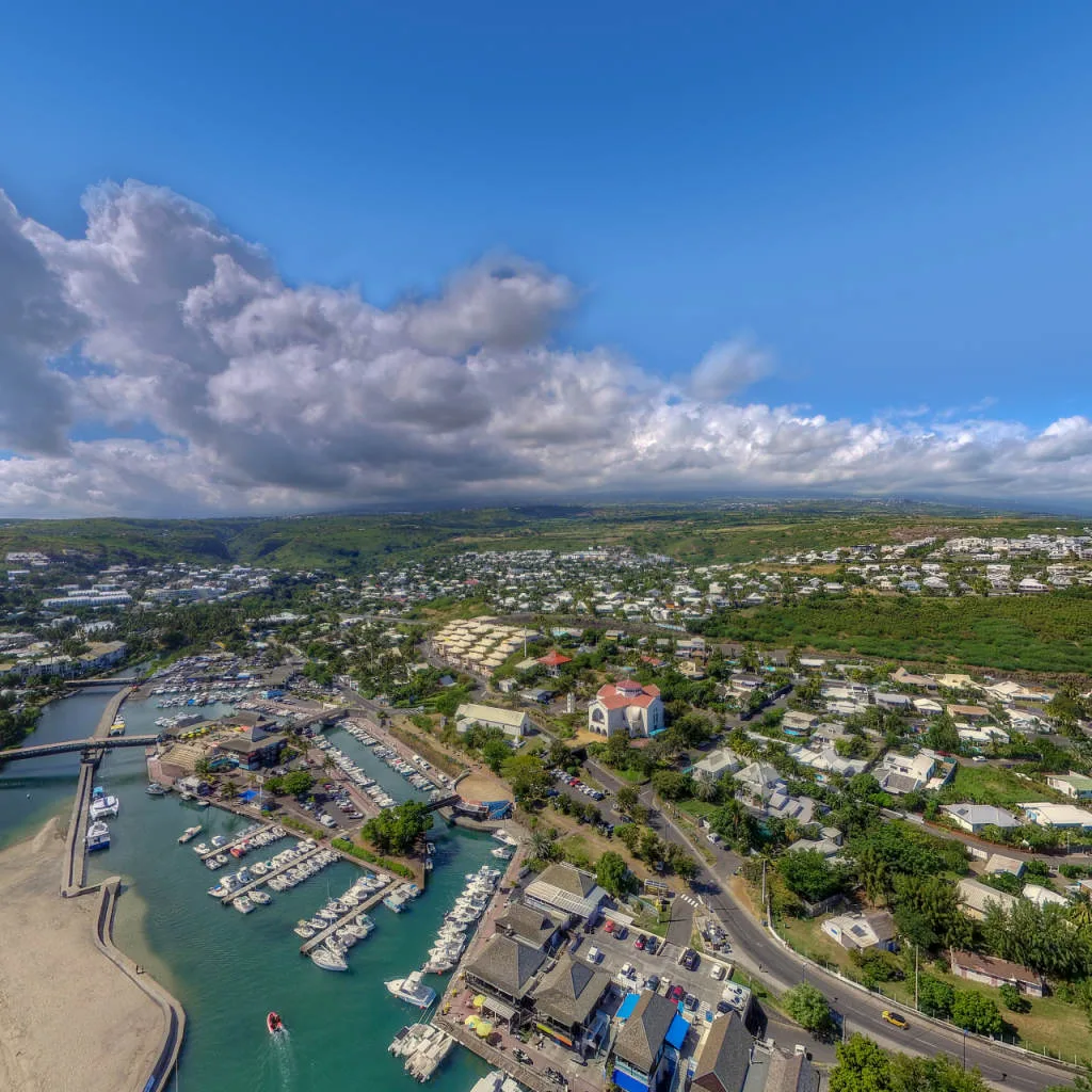 Vue du panorama : Le port de Saint-Gilles